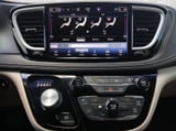 2021 Chrysler Pacifica - Preview 4