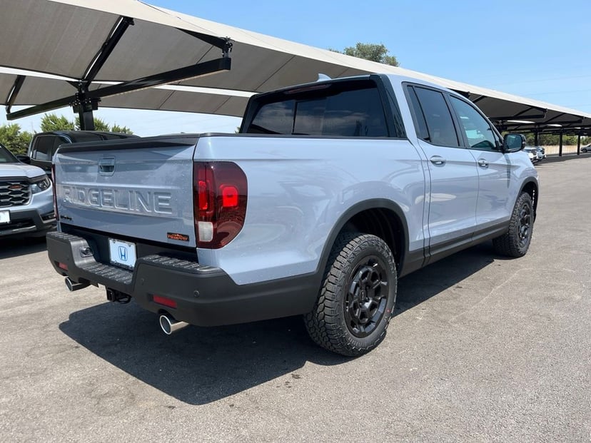 2026 Honda Ridgeline - Image 3