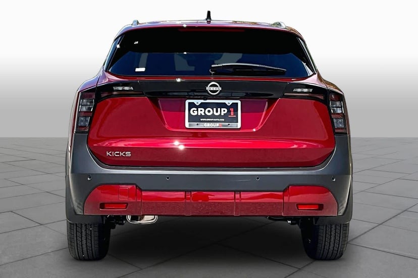2026 Nissan Kicks MPV - Image 2