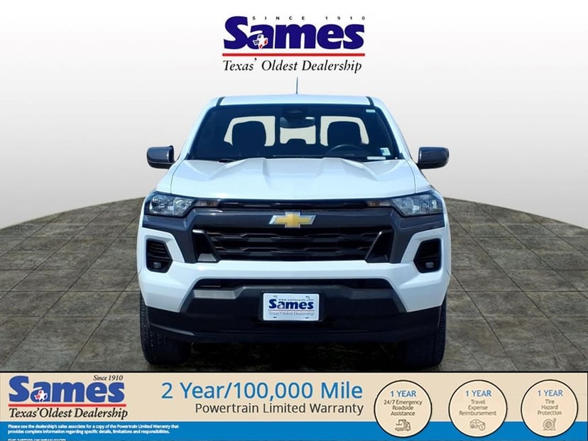 2024 Chevrolet Colorado - Image 3