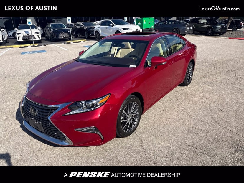 2016 Lexus ES - Image 1