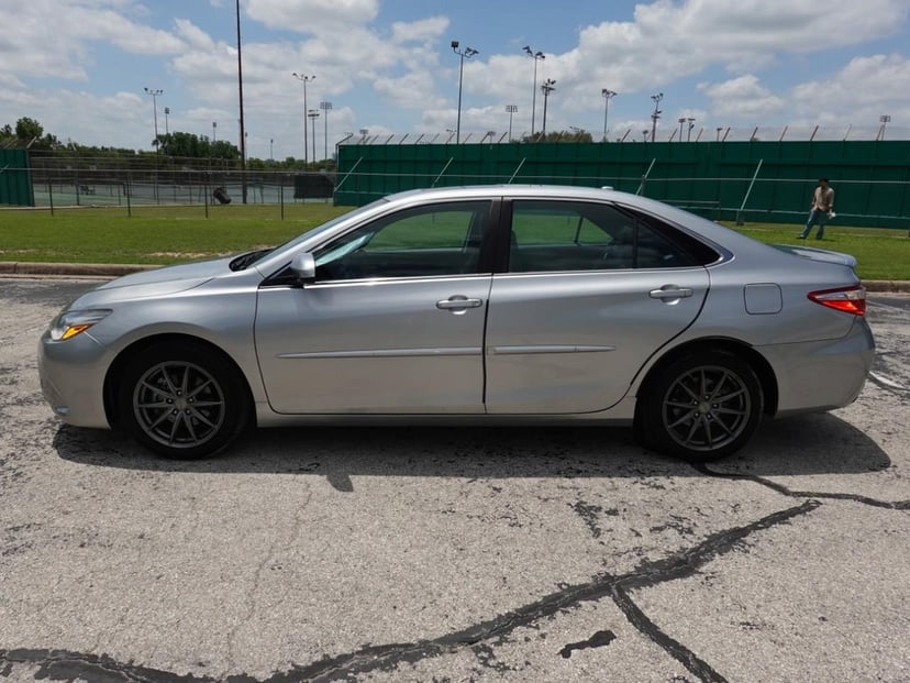 2016 Toyota Camry - Image 2