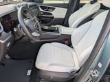 2025 Mercedes-Benz GLC - Preview 8
