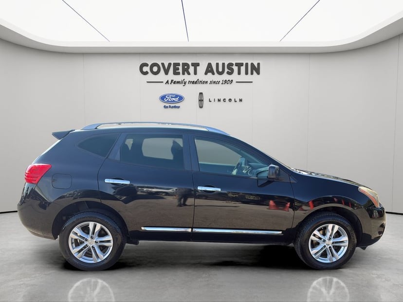 2015 Nissan rogue-select - Image 2