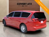 2027 Chrysler Pacifica - Preview 3
