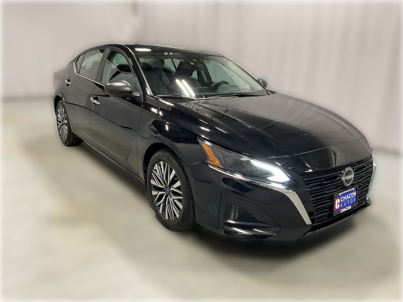 2025 Nissan Altima - Image 1