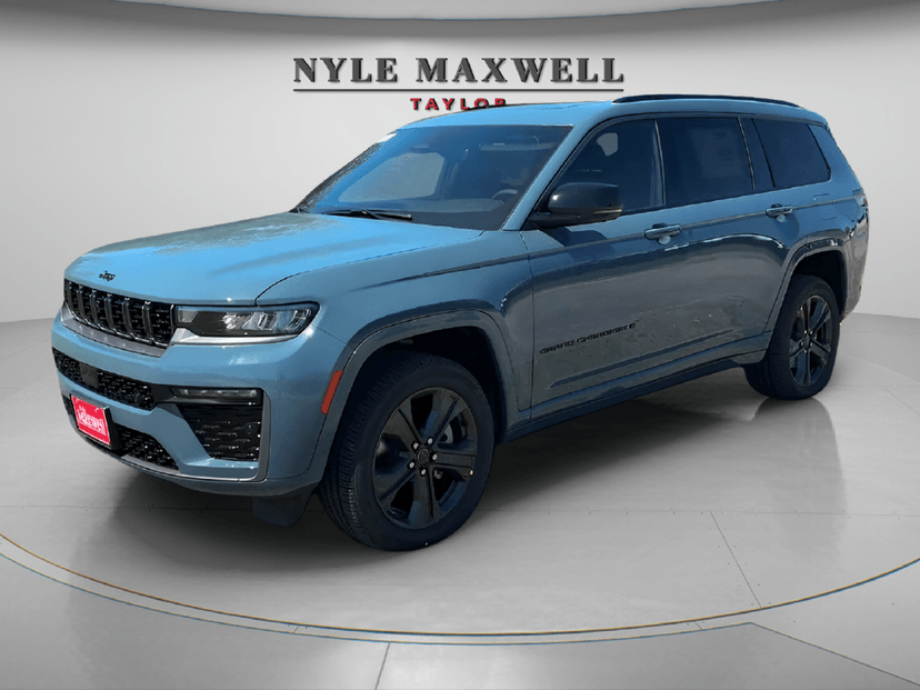 2027 Jeep Grand Cherokee L - Image 1