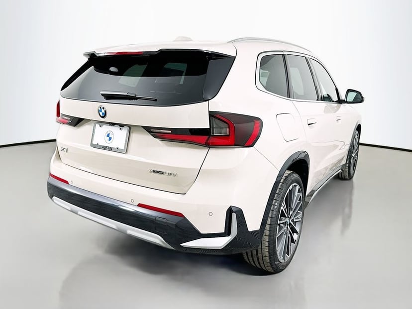 2026 BMW X1 - Image 2