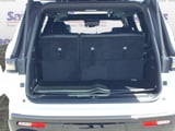 2026 Jeep Grand Wagoneer - Preview 8