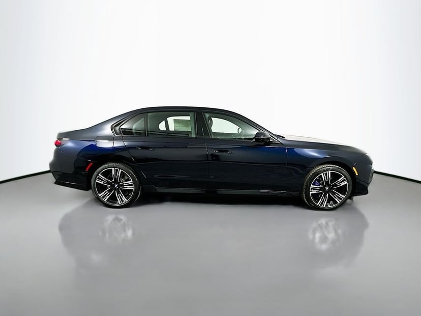 2026 BMW 7 Series - Image 2