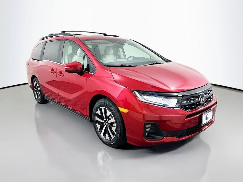 2026 Honda Odyssey - Image 2