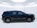 2027 Chevrolet Traverse - Preview 6
