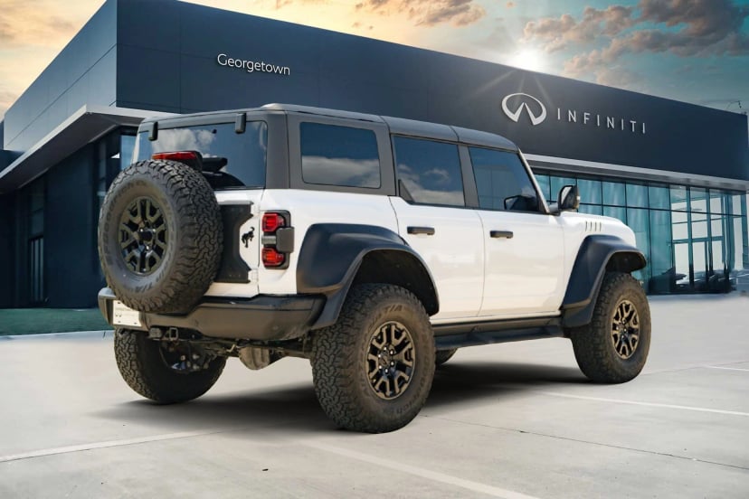 2023 Ford Bronco - Image 1