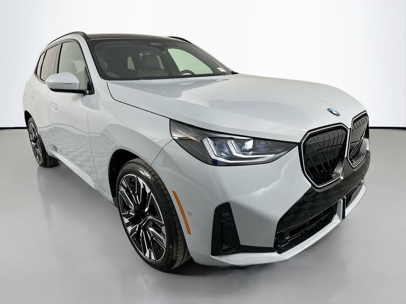 2026 BMW X3 - Image 2
