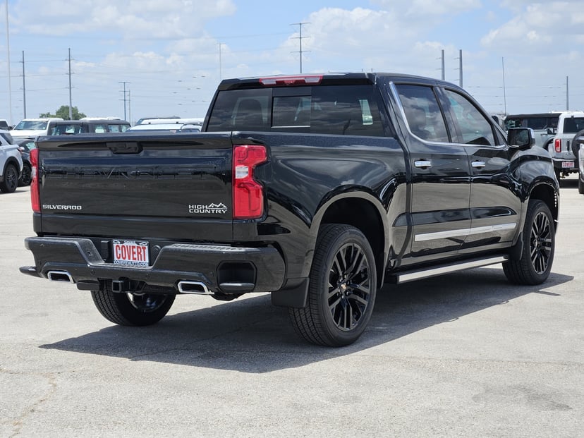 2026 Chevrolet Silverado 1500 - Image 3