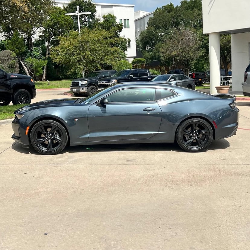 2023 Chevrolet Camaro - Image 2
