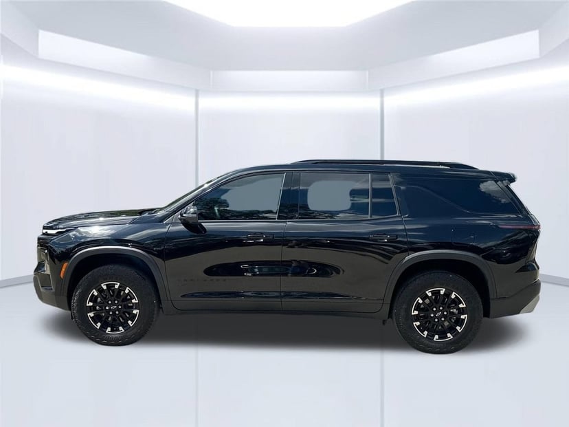 2026 Chevrolet Traverse - Image 2