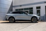 2023 Aston Martin DBX - Preview 9