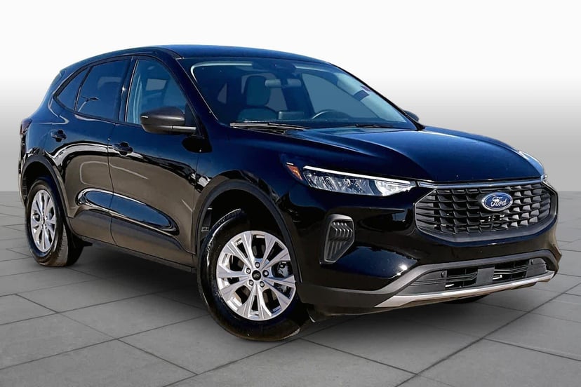 2025 Ford Escape - Image 2