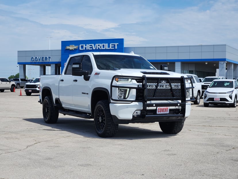 2022 Chevrolet Silverado HD - Image 3