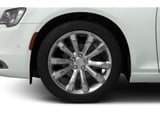 2019 Chrysler 300 - Preview 12