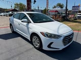 2017 Hyundai Elantra - Preview 3