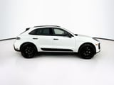 2023 Porsche Macan - Preview 8