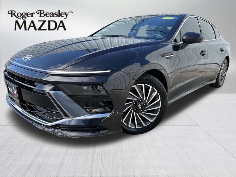 2024 Hyundai Sonata - Image 2