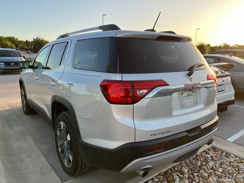 2017 GMC Acadia - Image 3