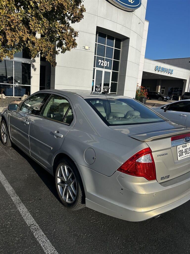 2010 Ford Fusion - Image 3