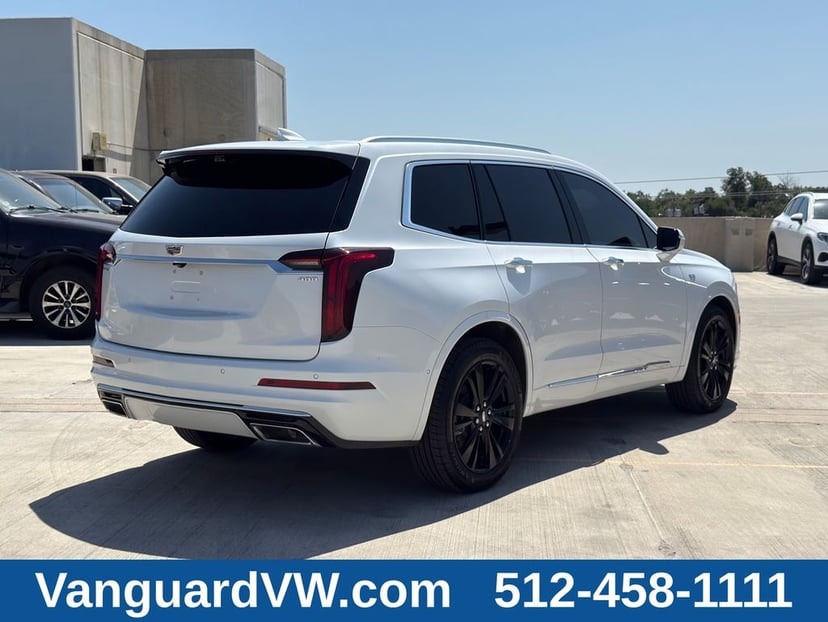 2024 Cadillac XT6 - Image 2