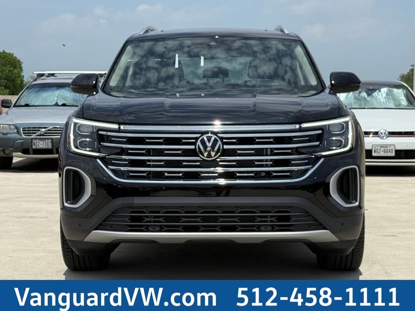 2026 Volkswagen Atlas - Image 2