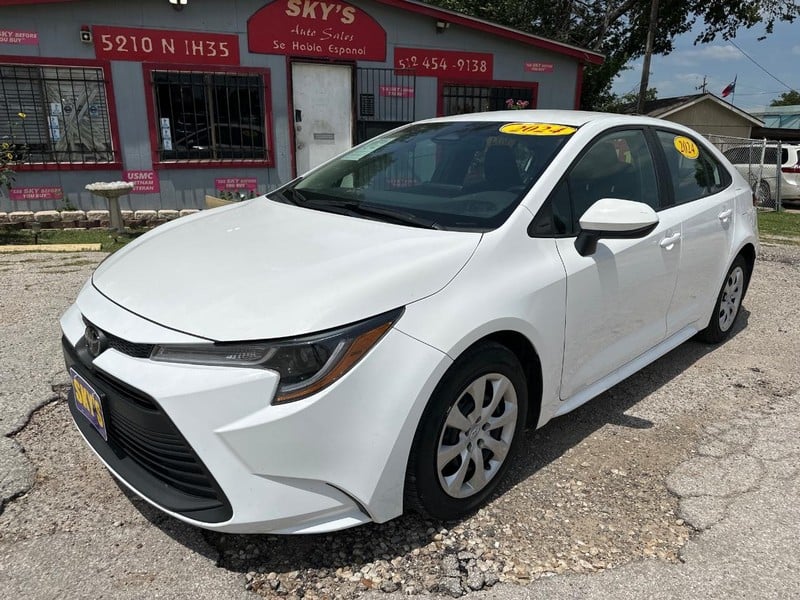 2024 Toyota Corolla LE - Image 1