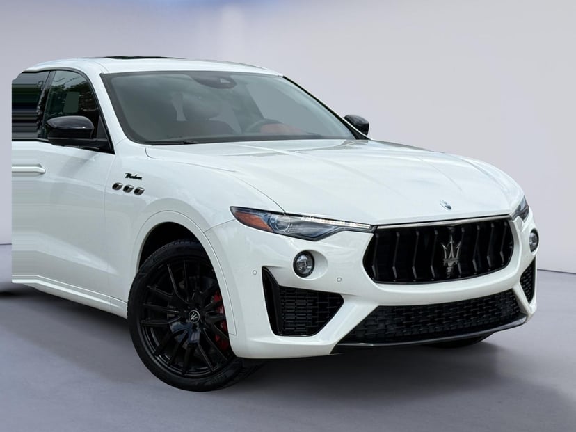 2023 Maserati Levante - Image 2