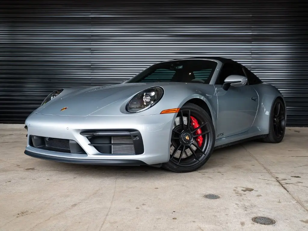 2022 Porsche 911 - Image 1