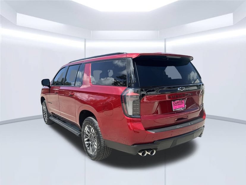 2026 Chevrolet Suburban - Image 2