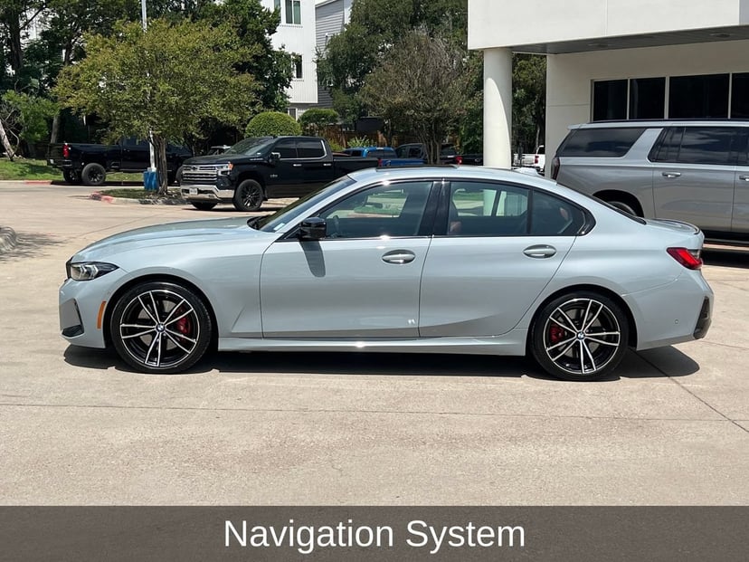 2023 BMW 3 Series - Image 2