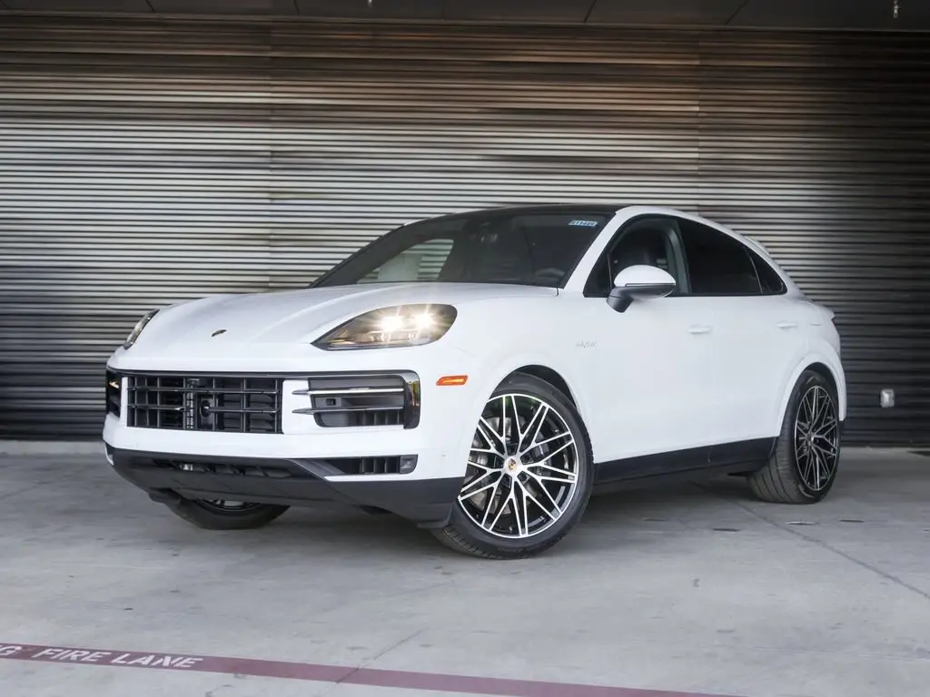 2026 Porsche Cayenne - Image 1