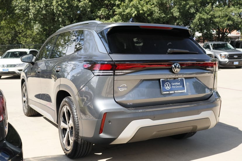 2026 Volkswagen Tiguan - Image 2