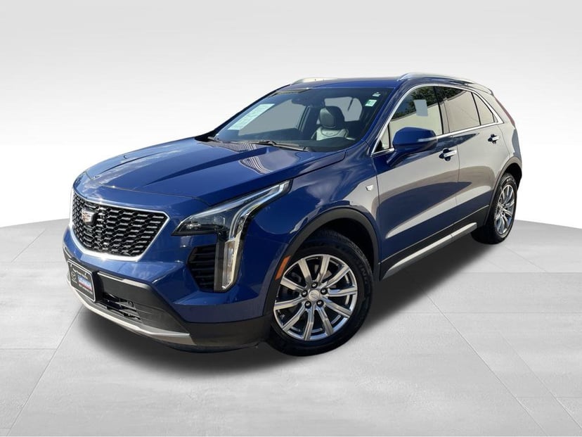 2023 Cadillac XT4 - Image 1