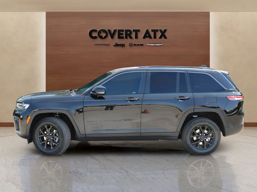 2026 Jeep Grand Cherokee Altitude - Image 2
