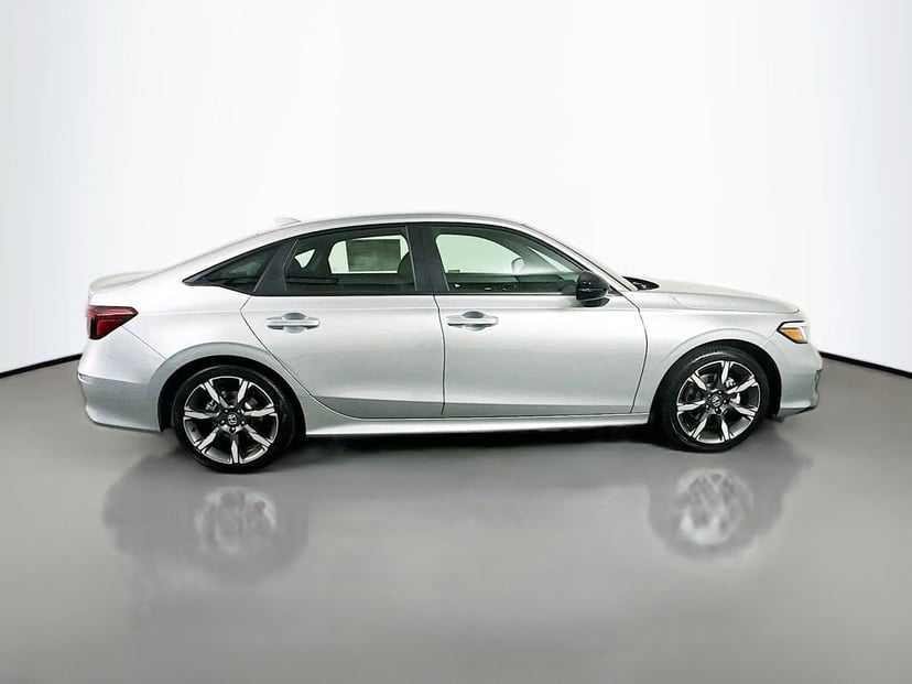 2026 Honda Civic Hybrid - Image 3