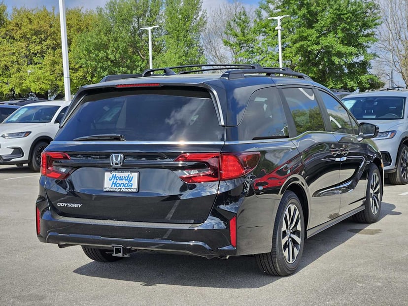 2026 Honda Odyssey - Image 2