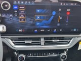 2026 Chevrolet Equinox EV - Preview 14