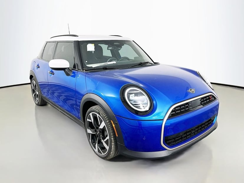 2026 MINI Hardtop - Image 2