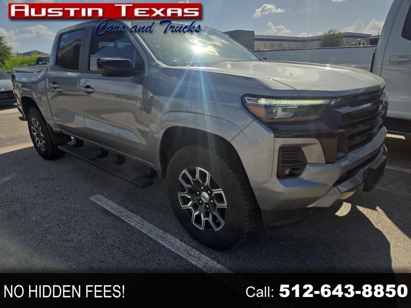 2023 Chevrolet Colorado - Image 2