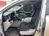 2017 Toyota Highlander - Preview 12