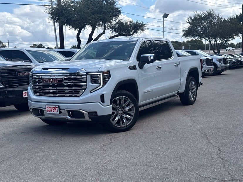 2026 GMC Sierra 1500 - Image 1