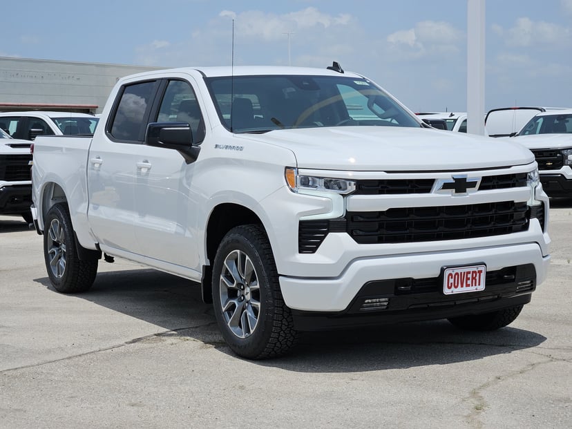 2026 Chevrolet Silverado - Image 2