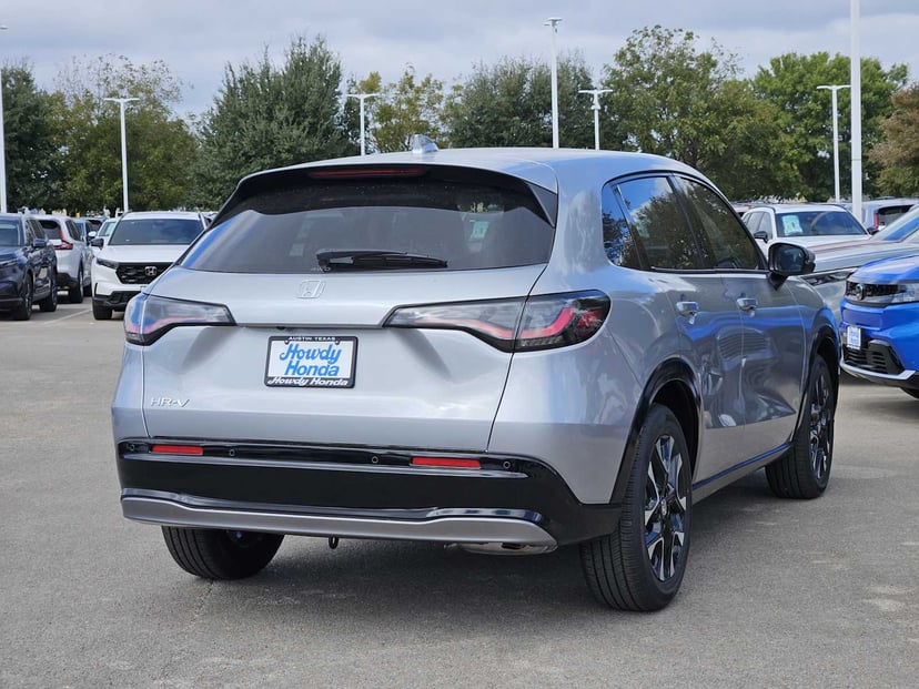 2027 Honda HR-V - Image 3